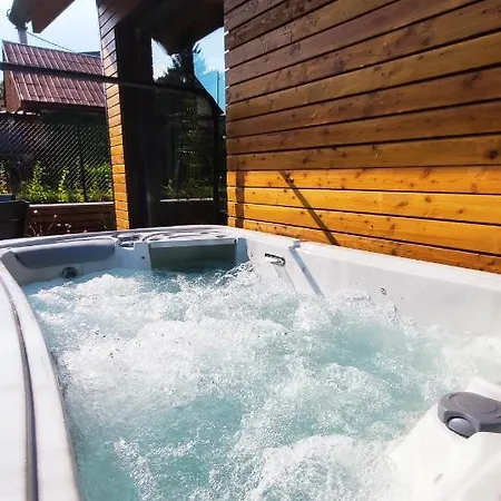 بيت للعطل All-year Hot Tub - Kids Playground - Bike Trails