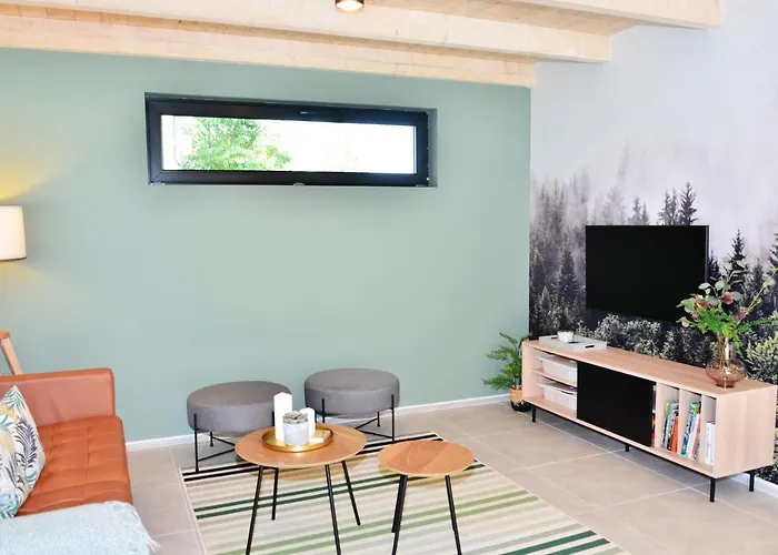 Massage Chair -all-year Hot Tub - Kids Playground - Bike Trails Feriehus